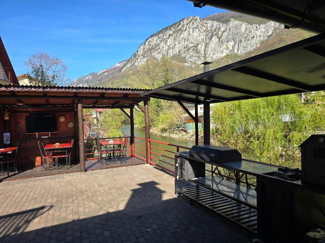 Casa Vivian Hotel Herkulesfürdő Kültér fotó