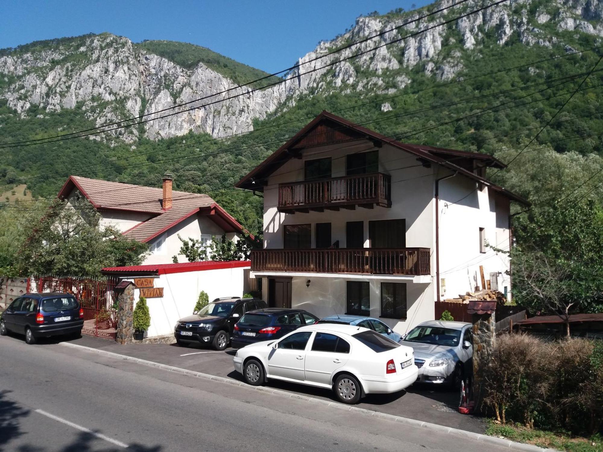 Casa Vivian Hotel Herkulesfürdő Kültér fotó