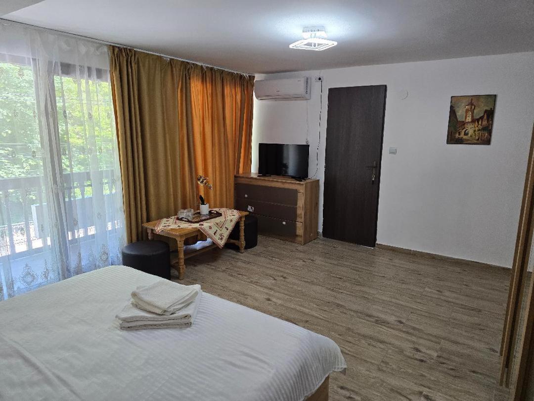 Casa Vivian Hotel Herkulesfürdő Kültér fotó